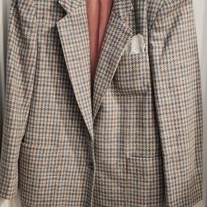 Classic Houndstooth Blazer